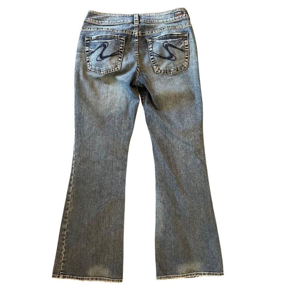 Silver Suki Boot Cut Jeans Embroidered Back Pockets Mid Rise Size 32